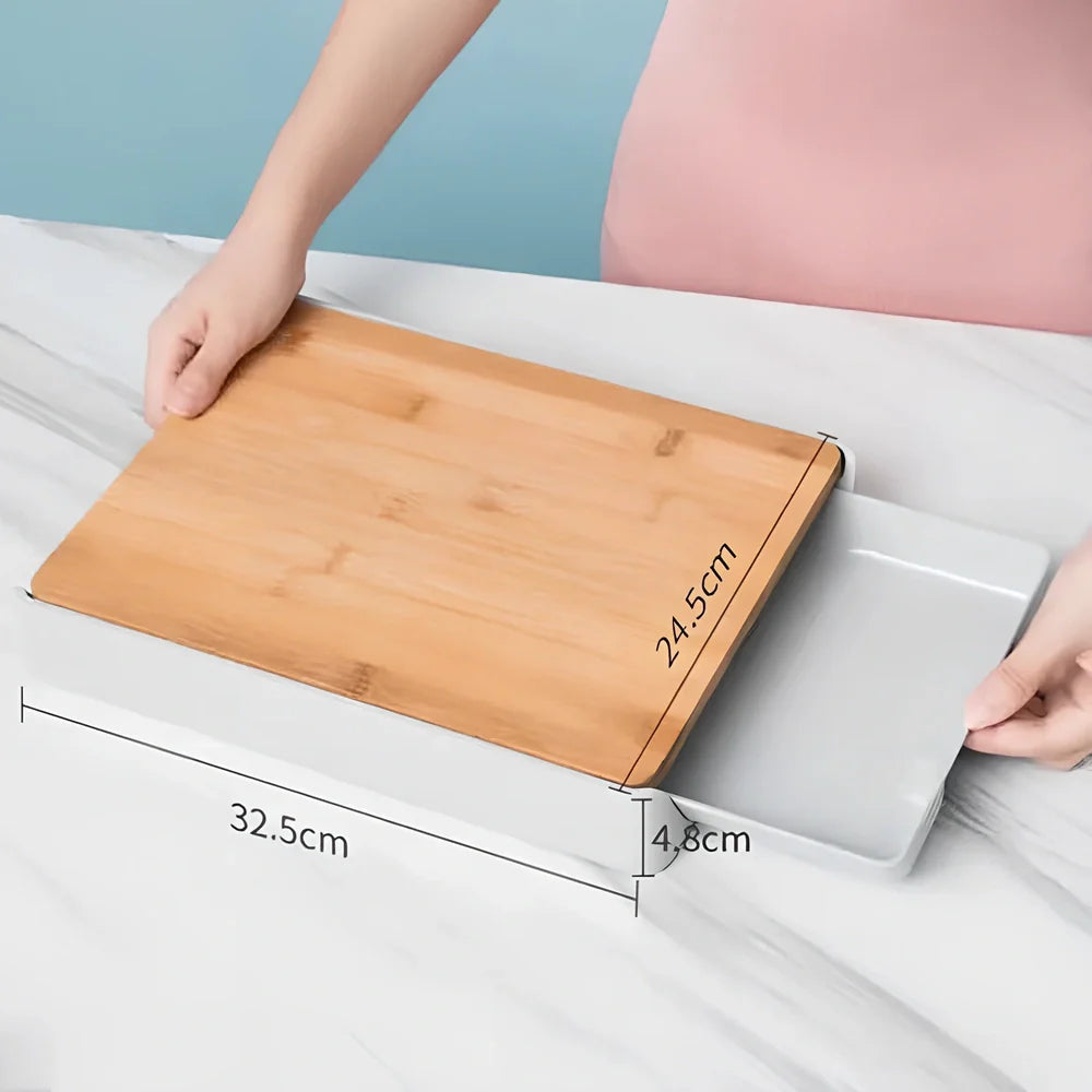 Square bamboo cutting board measuring 32.5cm by 24.5cm with 4.8cm thickness