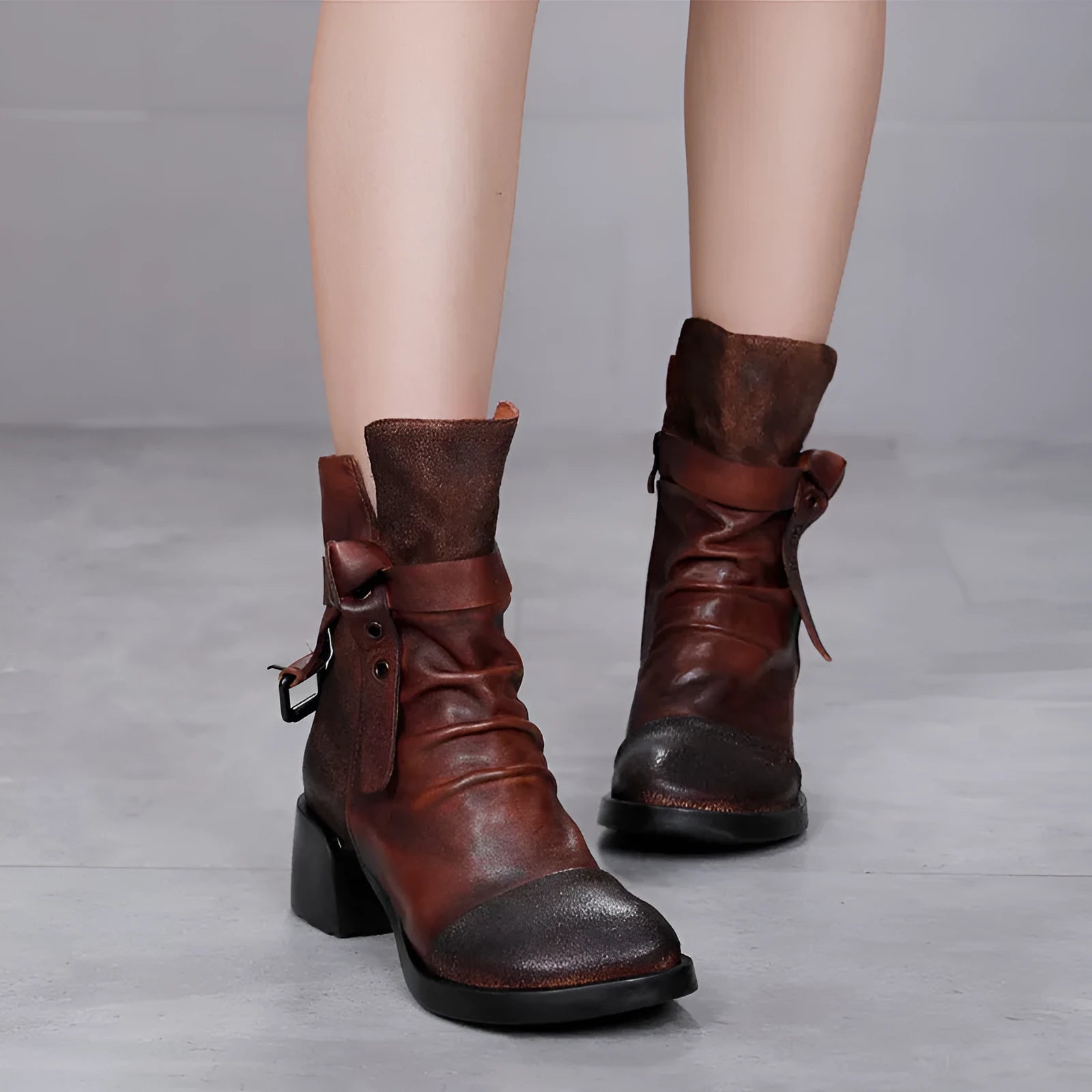 Women's black retro ankle boots with chunky heel and genuine leather upper