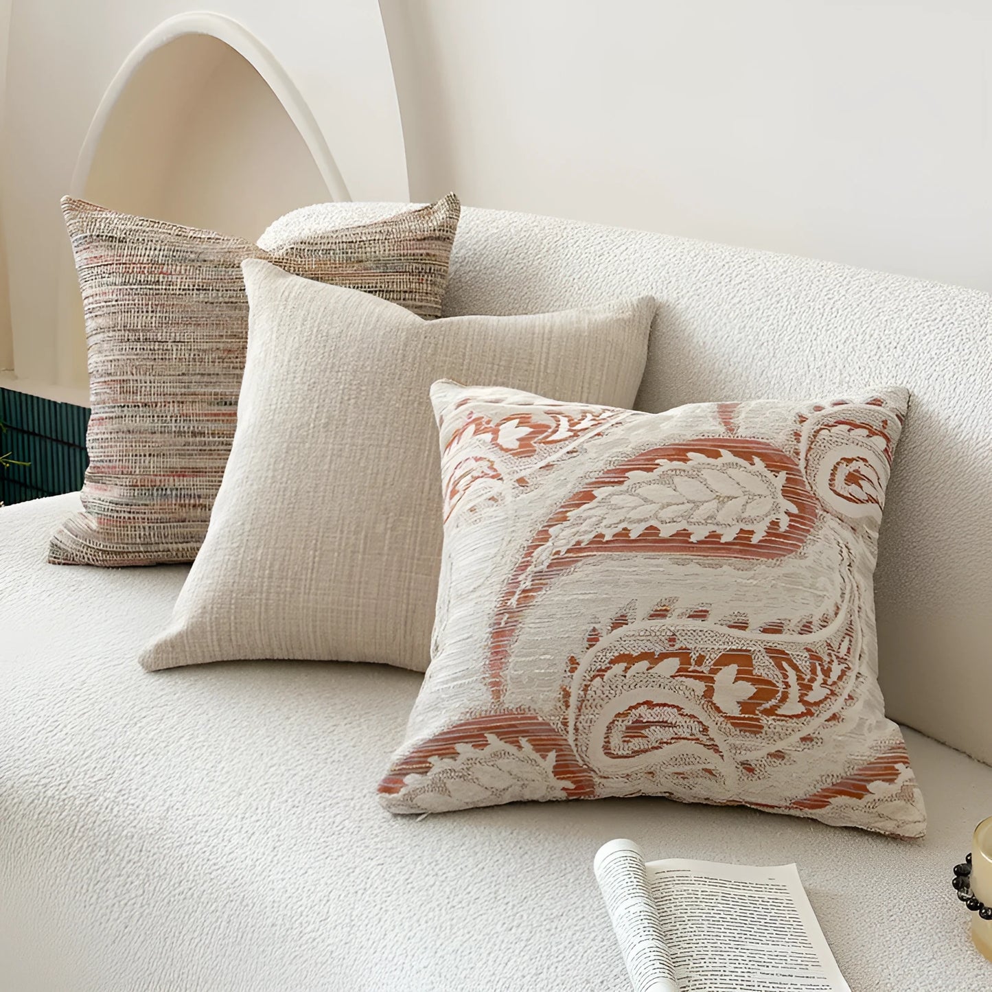 American-style yarn-dyed jacquard sofa pillow cover with thickened paisley design in amber colours, showing plant and flower pattern.