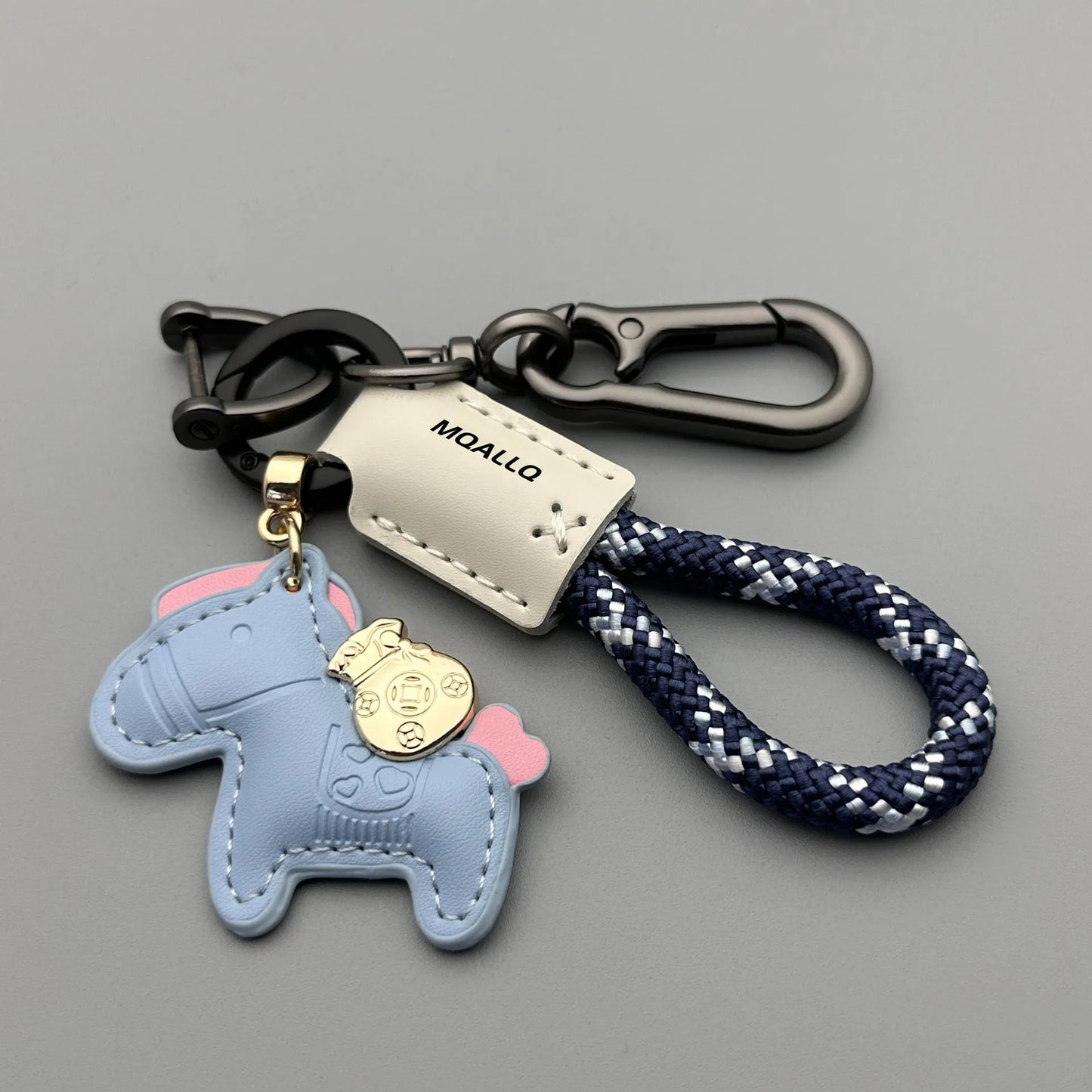 Handmade cowhide car key ring pendant with zinc alloy pony belt buckle and flanelle rope in nine colour options