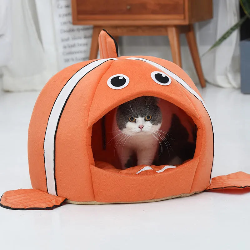 Orange cloth pet kennel with removable washable cover, available in sizes XS to L for cats and dogs