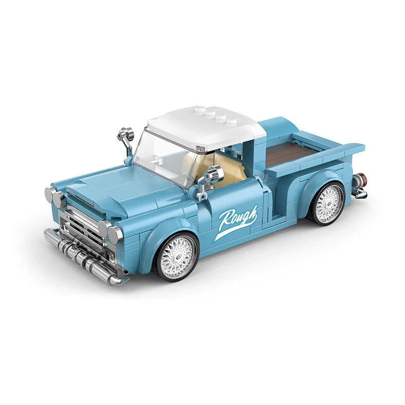 Pipo PB8840 building blocks retro pickup truck model with 8840 pieces and working features