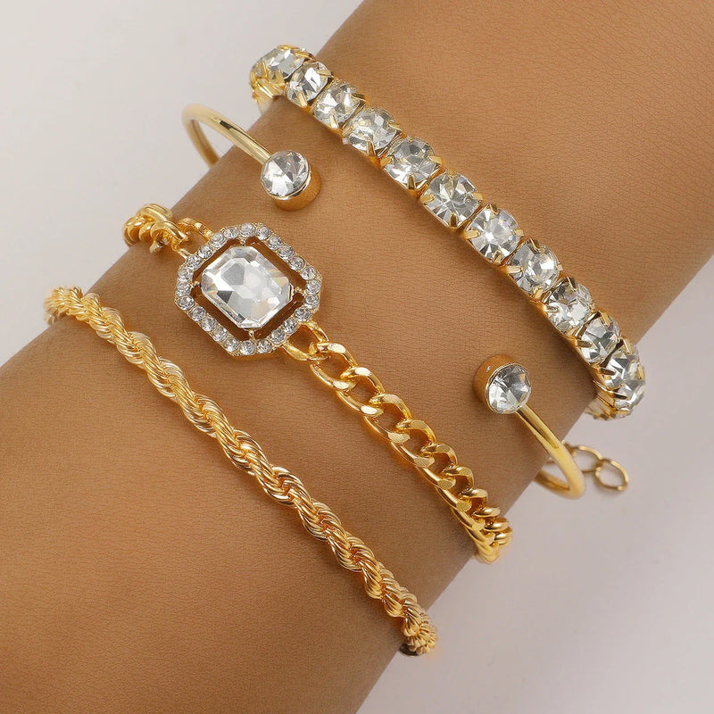Sparkling Crystal Bracelet Set: Fashionable Accessory for Effortless Style