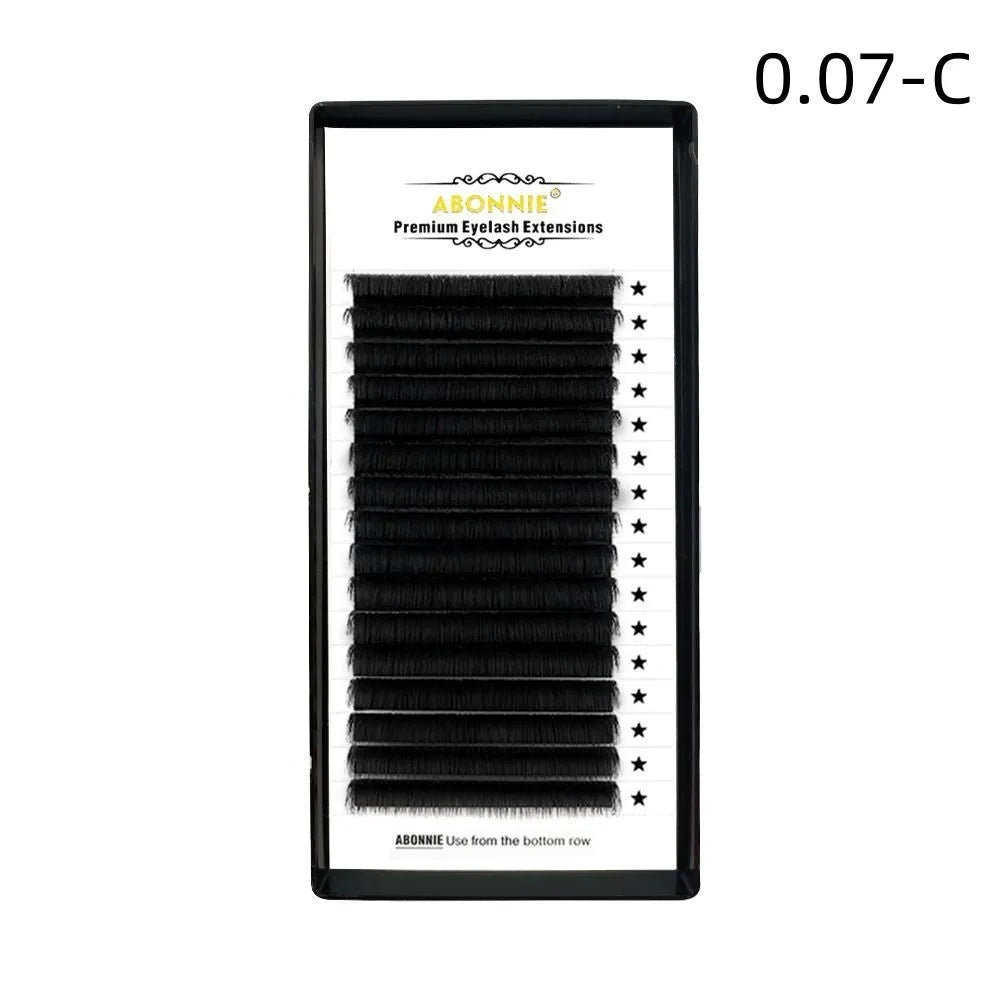 16-row dense false eyelashes made from mink hair with matte finish, showing length options from 8mm to 18mm