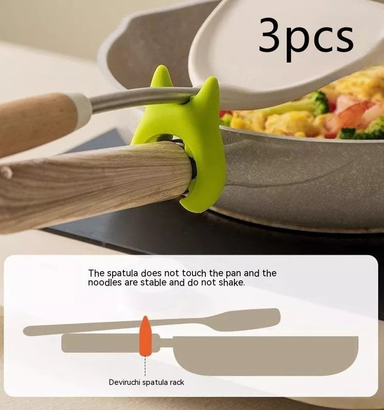 Multifunctional silicone spatula holder with anti-overflow design for kitchen utensils