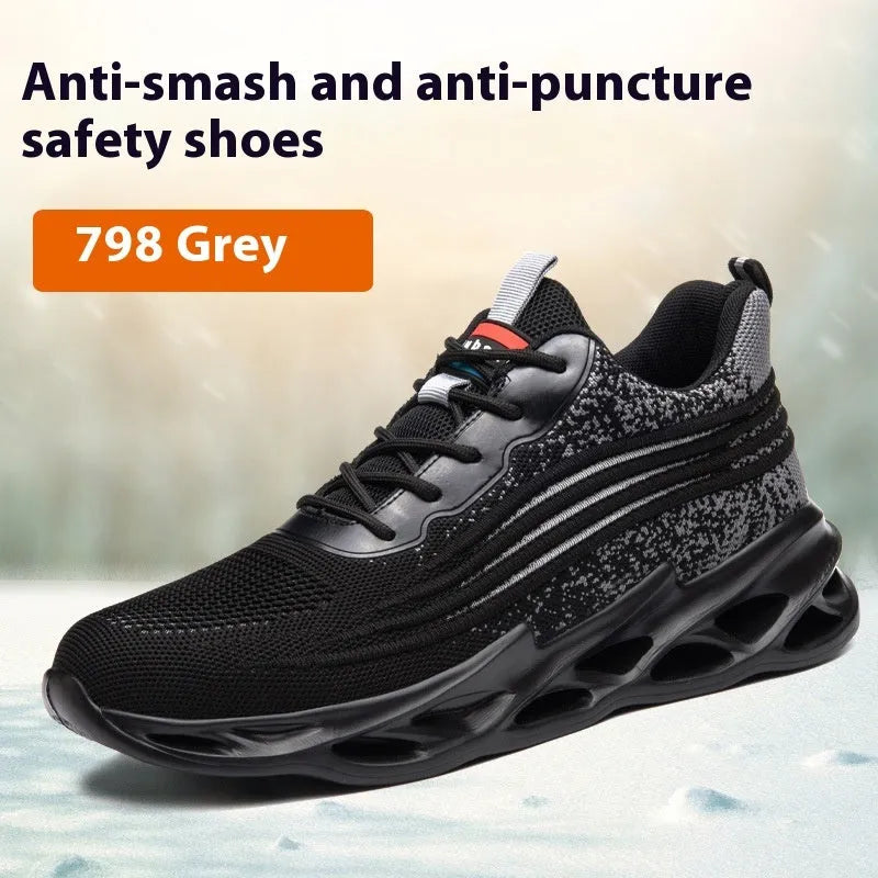Men's brown leather labour protection safety shoes with a rubber sole.