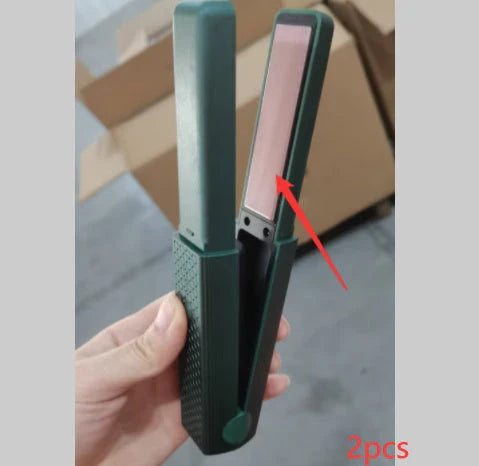 Cordless USB hair straightener with ceramic plates, perfect for travel and on-the-go styling