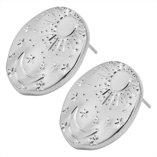 304 stainless steel geometric stud earrings with shell design elements in gold or silver electroplated finish