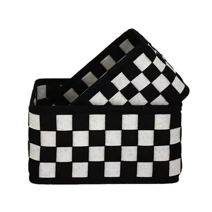 Checkerboard woven felt storage box folded and unfolded, showing 37x29x19.5cm dimensions and collapsible design