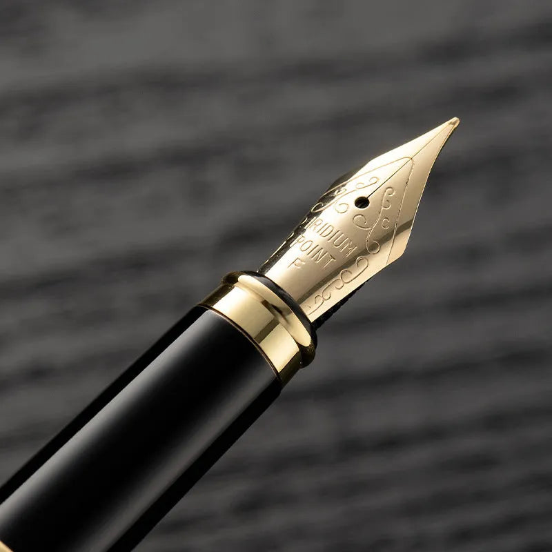 Metal fountain pen for calligraphy practice with 26 pen tip specifications, featuring a 140mm metal body in multiple colour combinations with gold or silver clip options, suitable as an advertising gift or everyday writing instrument