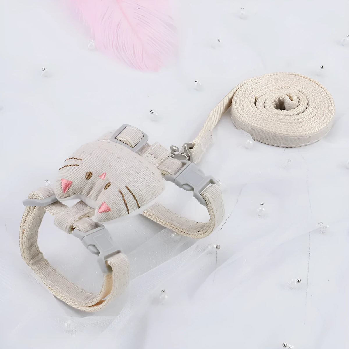 T-shaped cloth cat pulling rope in four colour options for interactive pet play