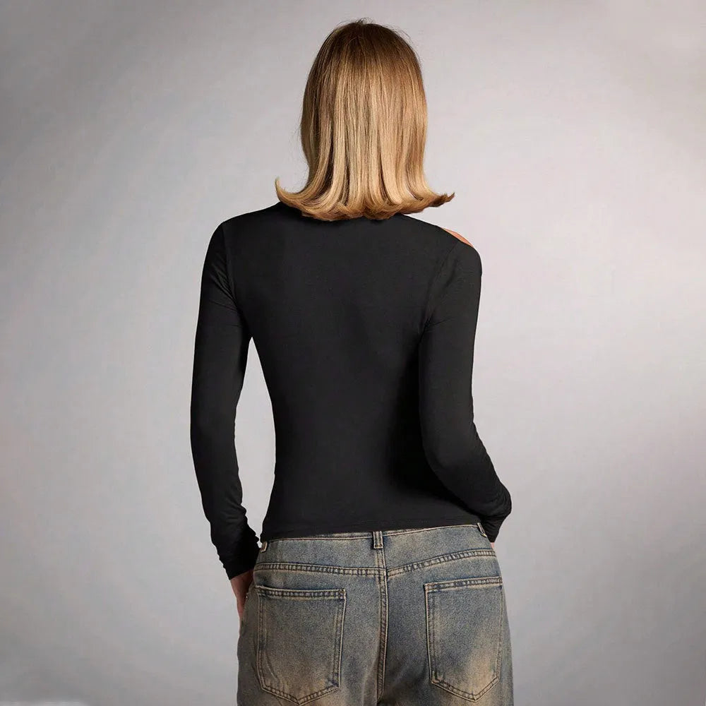 Black women's halter top with long sleeves and a 40cm short length in a slim fit.
