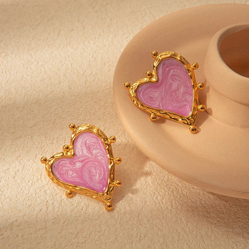 Retro Love Heart Stainless Steel Ear Studs for Women in pink