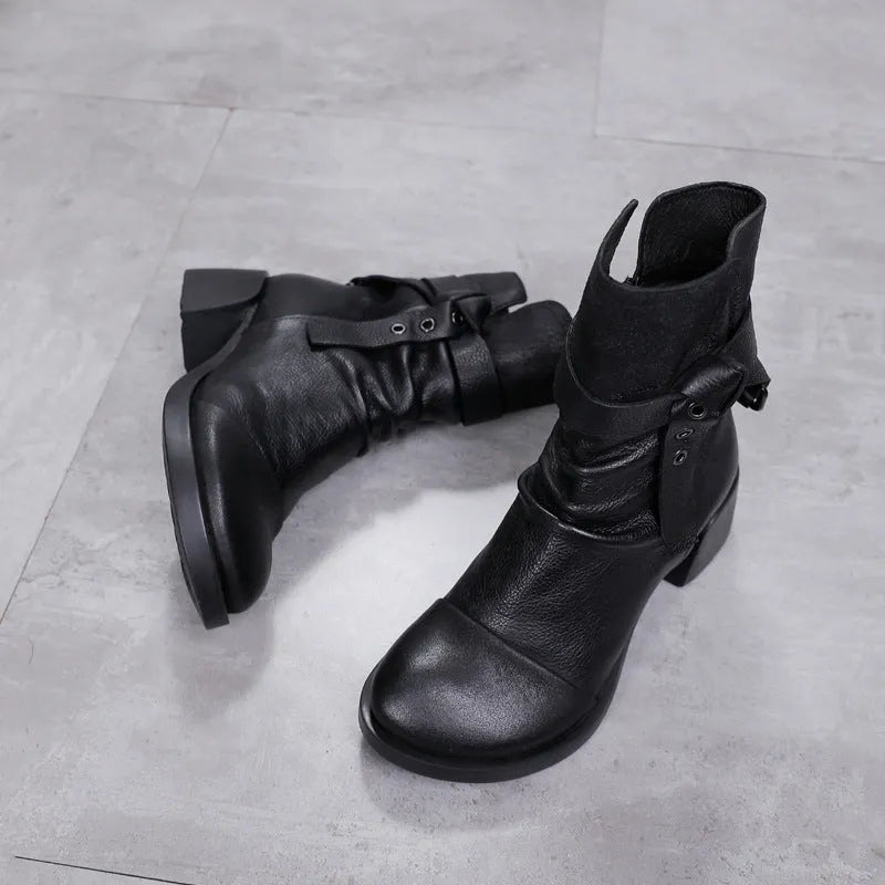 Women's black retro ankle boots with chunky heel and genuine leather upper
