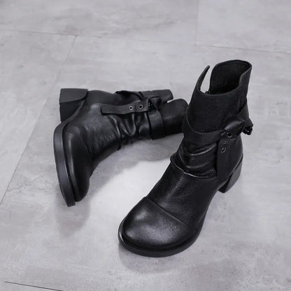 Women's black retro ankle boots with chunky heel and genuine leather upper