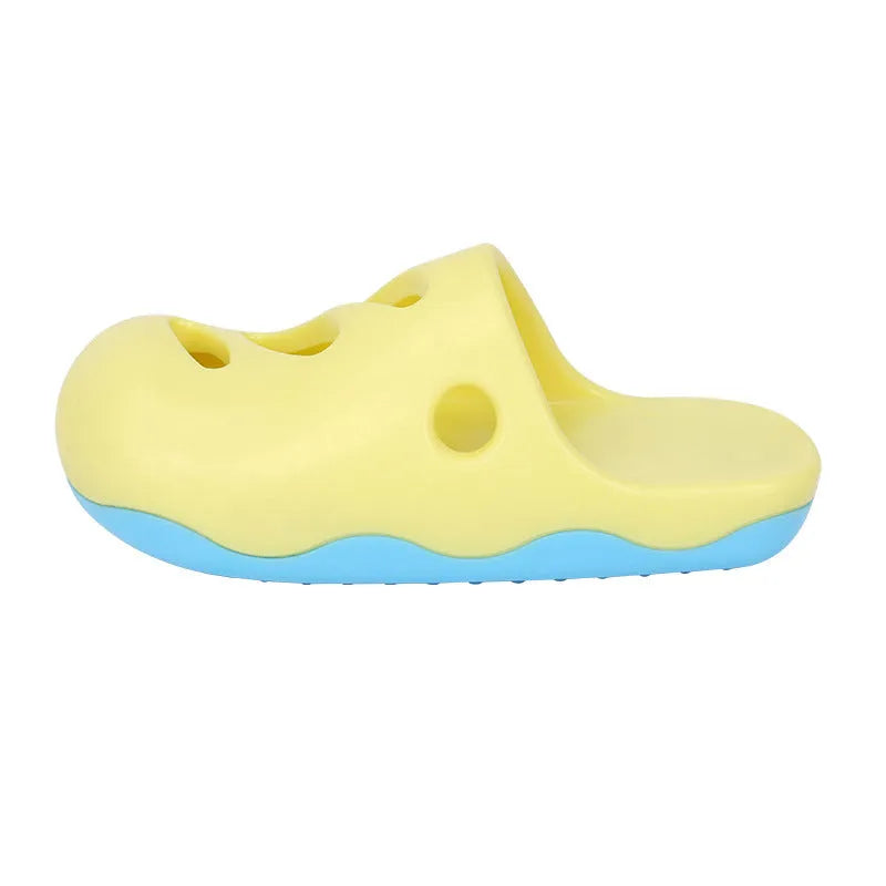 TPR pet bath massage cleaning brush for dogs in blue and yellow colour options