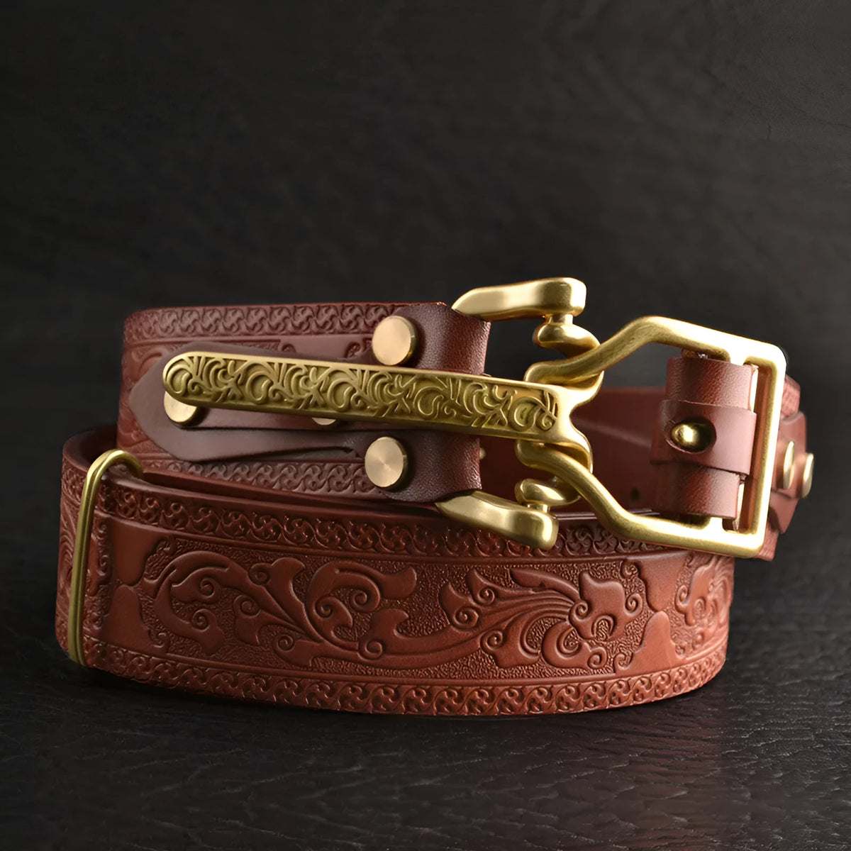 Men's leather belt with woven pattern and embossed buckle head, available in reddish brown and yellow brown