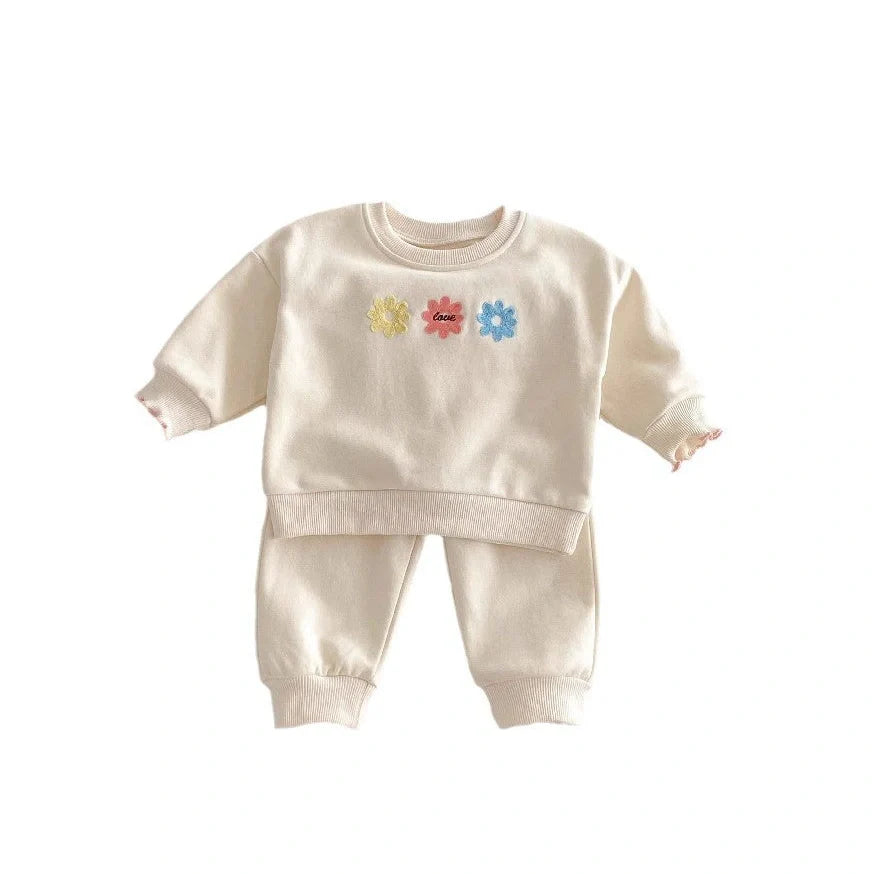 Light beige cotton sweatshirt and sweatpants set with small flower print for girls