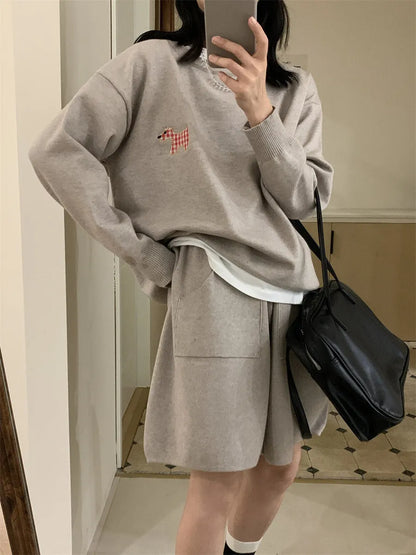 Women's knitted sweater shorts suit in imitation cashmere with animal pattern embroidery