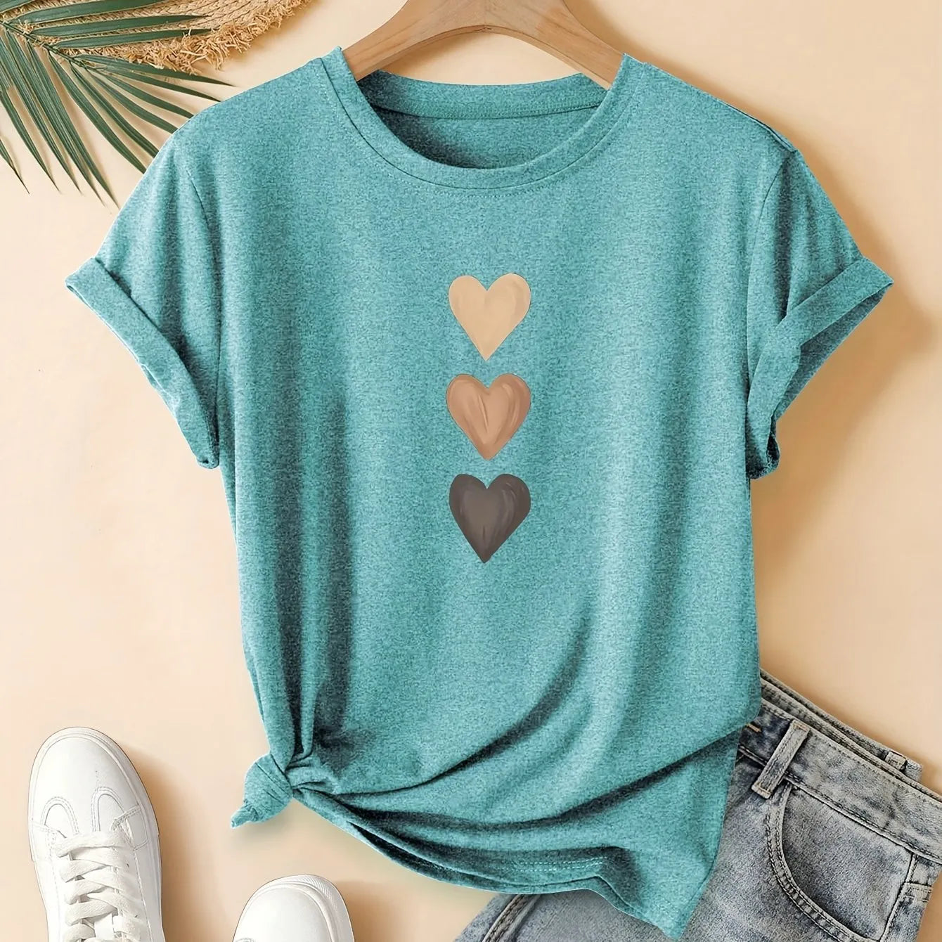 Women's dark gray pure cotton T-shirt with three heart art retro print, short sleeves and round neck.