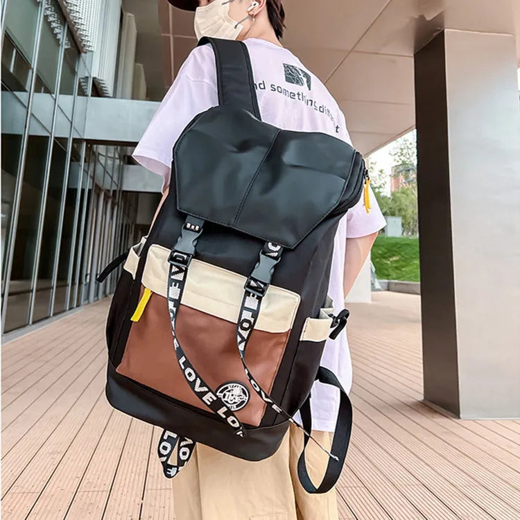 Oxford cloth backpack in black, green, or red with dimensions 32cm width, 46cm height, 17cm bottom thickness