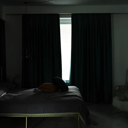 Double-sided jacquard curtain showing identical pattern on both sides with light shading measurement of 70-90%