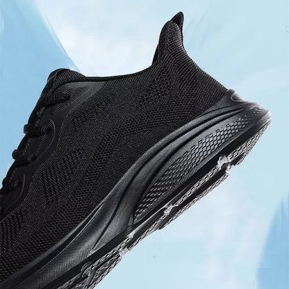 Men's lace-up running shoes with mesh upper in various colors