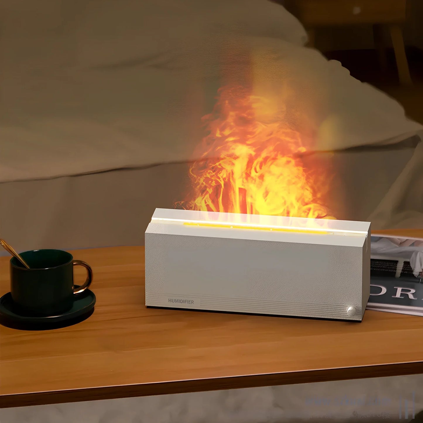 Square black USB aroma diffuser with ultrasonic mist output and 0.5L reservoir capacity