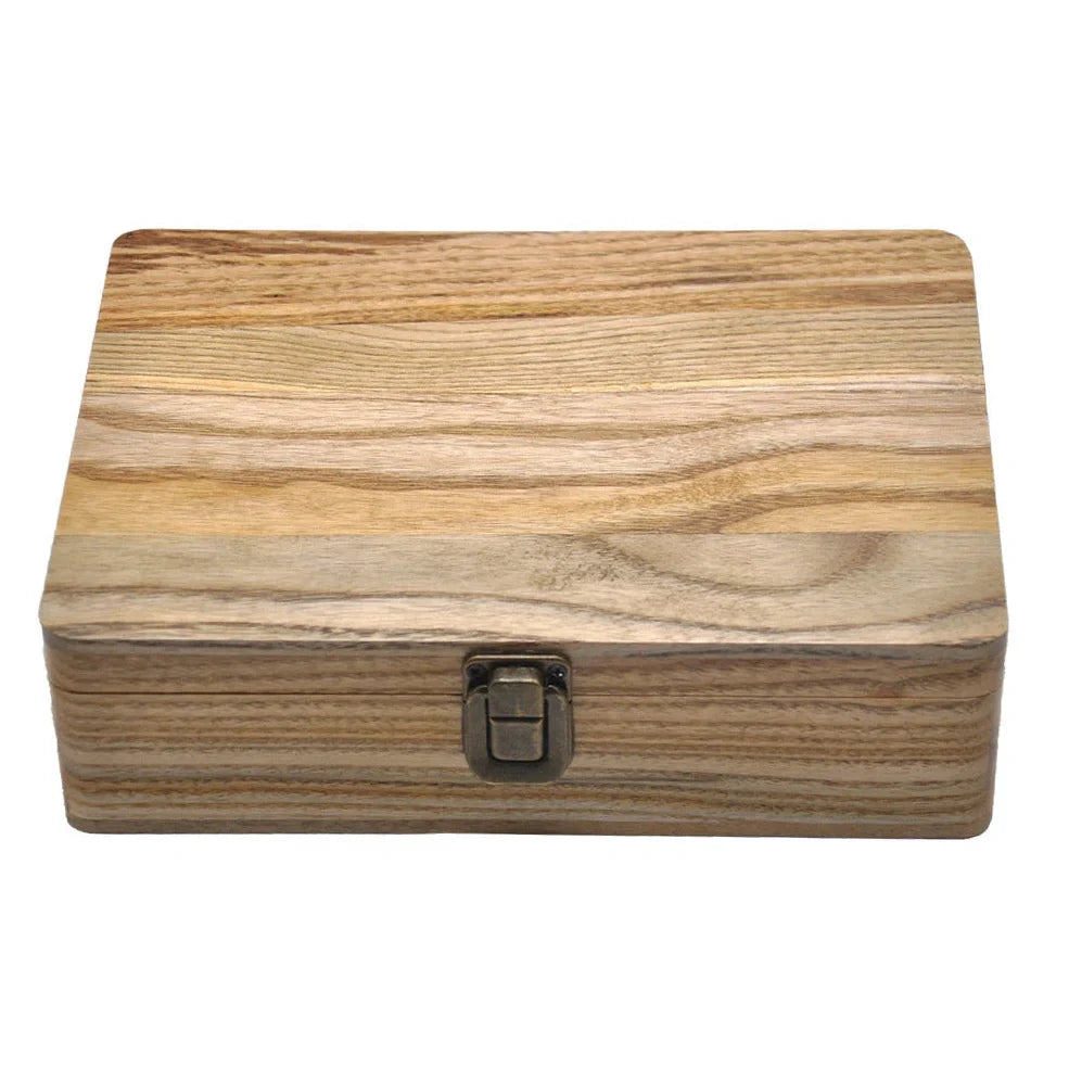 Wooden smoking set kit with khaki finish and 205mm storage box containing complete tool collection