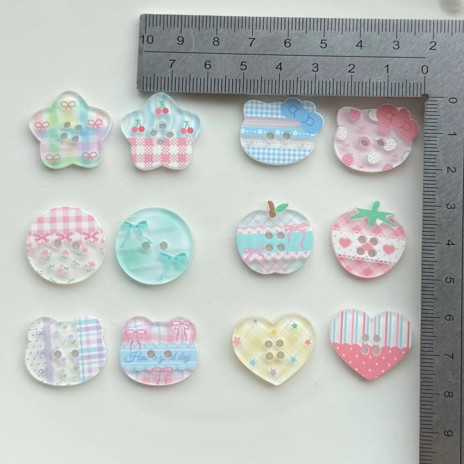 DIY acrylic button with cartoon plaid design measuring 2cm diameter for clothing customisation projects