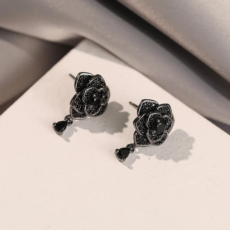 Black rose flower-shaped stud earrings with zircon inlay on gold-plated copper