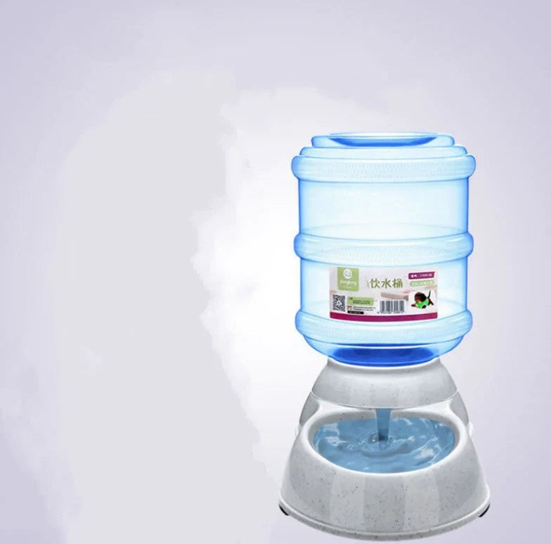 Automatic pet feeder and water dispenser for cats and dogs with large capacity and anti-overflow feature