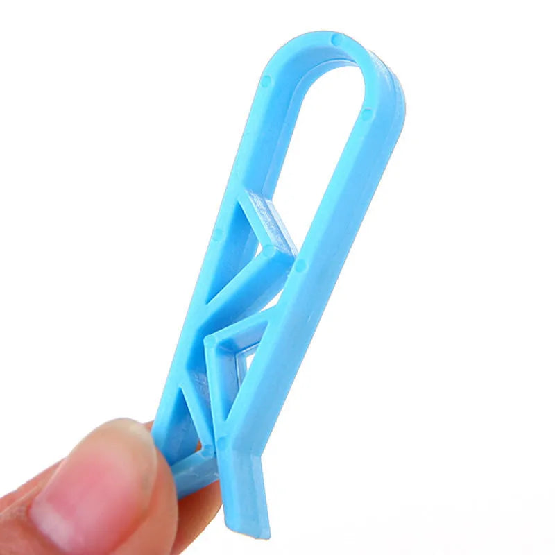 PP plastic non-slip garbage bag fixing clip for securing bin liners.