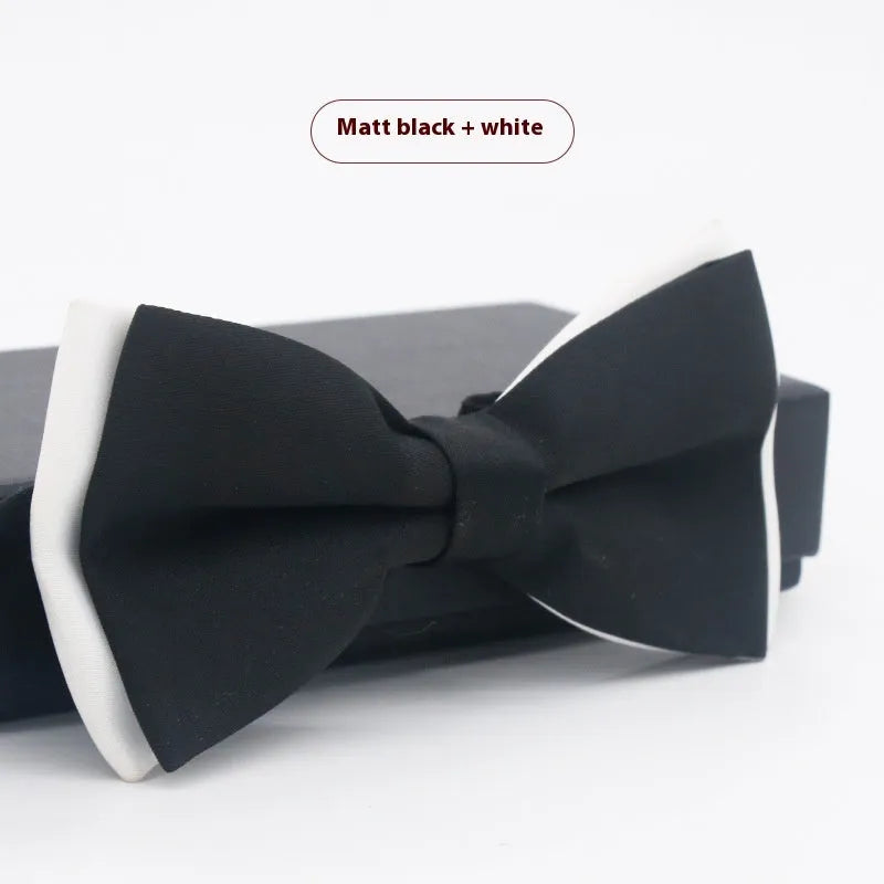 Flat-head self-tie bow tie in a wine red colour, showing its 12cm width and 6cm height dimensions.
