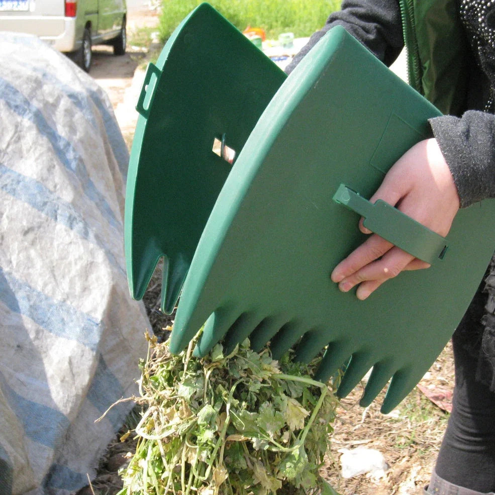 Green leaf rake scoops tool with automatic hand band, 34cm long garden debris collector