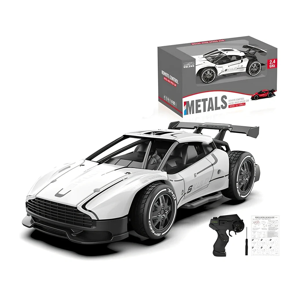 2.4G 4-channel RC drifting car with handle remote control on racing track