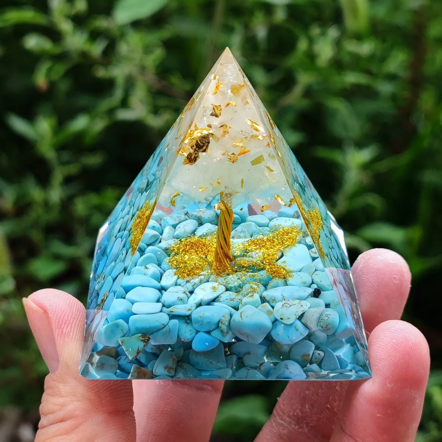 Crystal ball gravel pyramid resin artwork with 6cm diameter and 50mm base