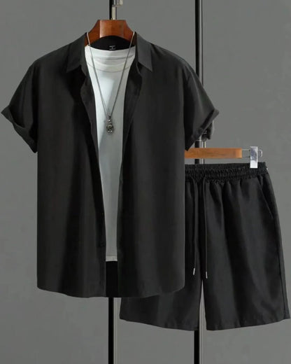 Jacquard short sleeve suit separates in chemical fibre blend polyester with shirt-style jacket and matching shorts