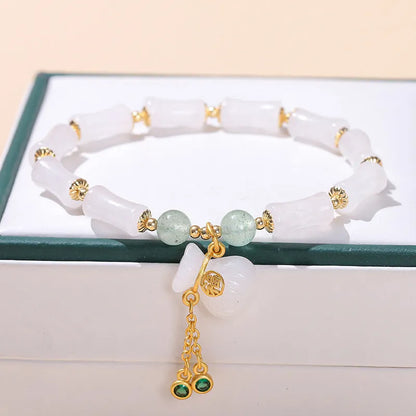 Green natural crystal jade bracelet with Chinese design for women, handmade fresh style