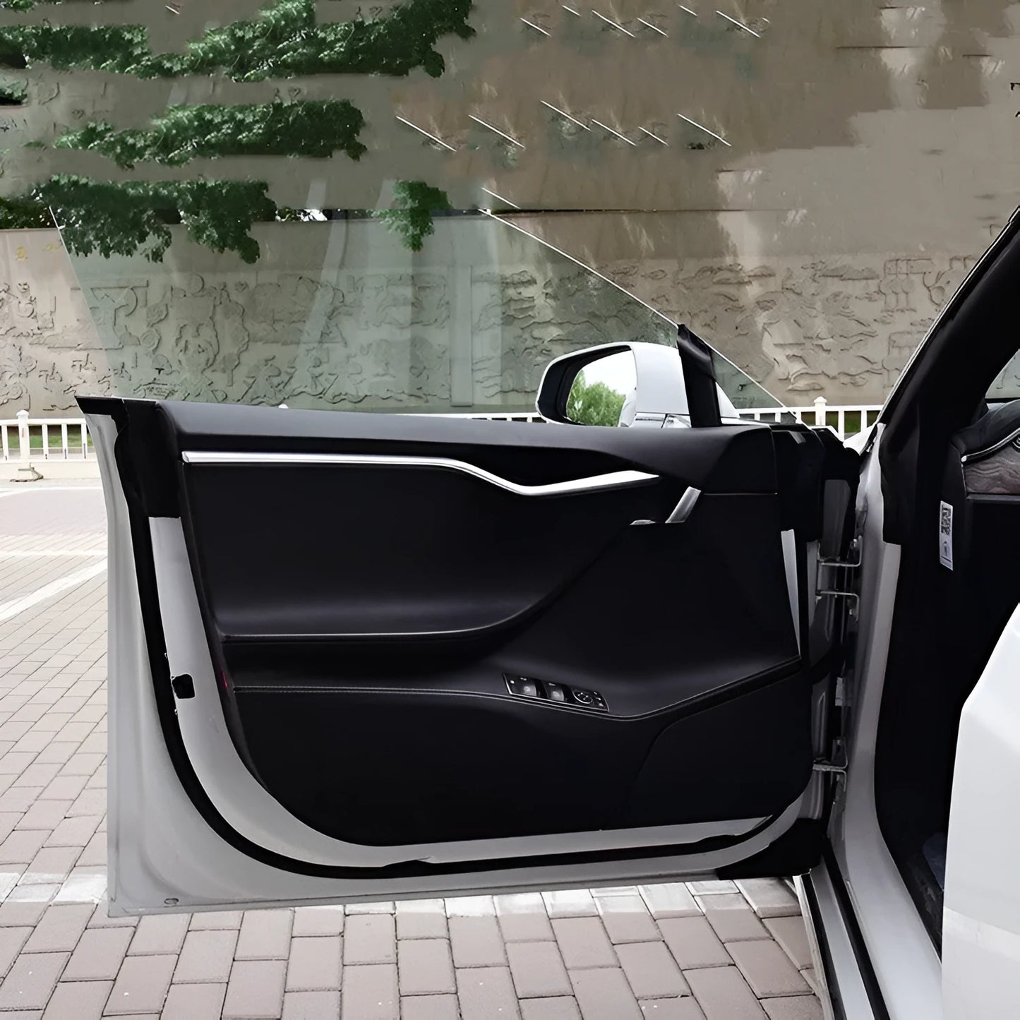 Carbon fibre anti-scratch protective film for Tesla Model S car doors in four-piece package