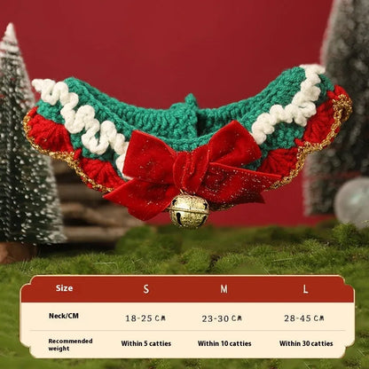 Christmas pet scarf for dog or cat in wool material with festive cartoon pattern