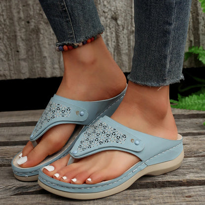 Women's PU thong sandals in various colors, showcasing segmented toe design