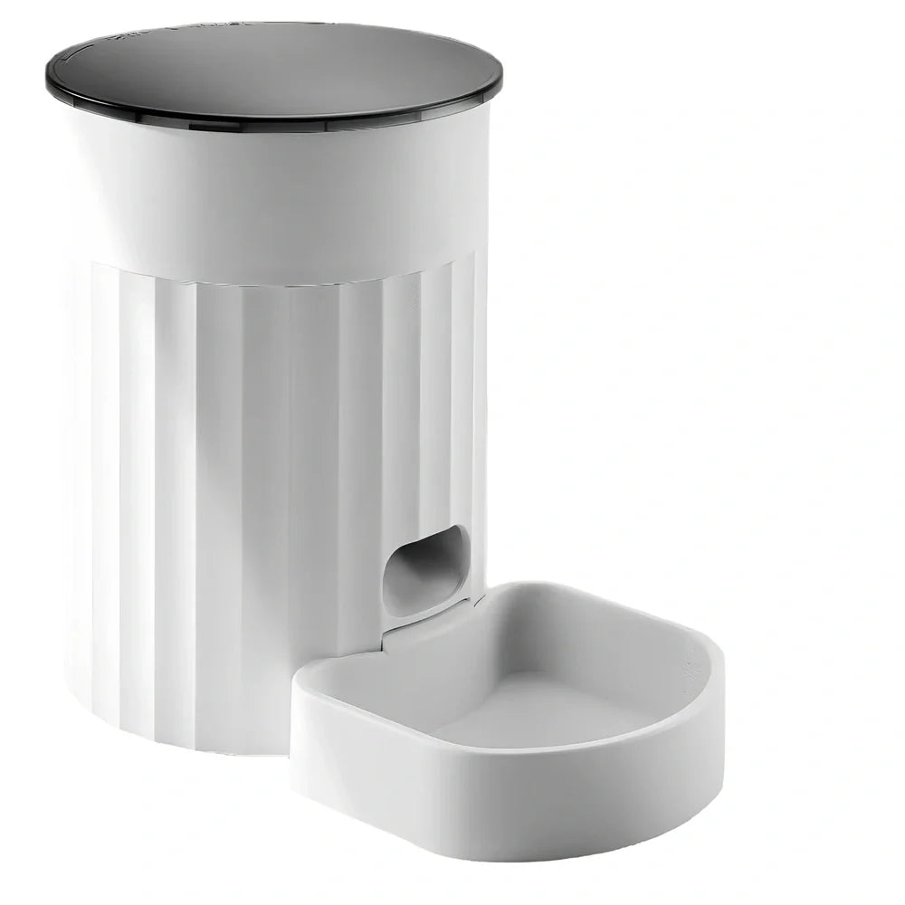 Automatic wifi pet feeder with 3-litre capacity in matcha green colour with digital display