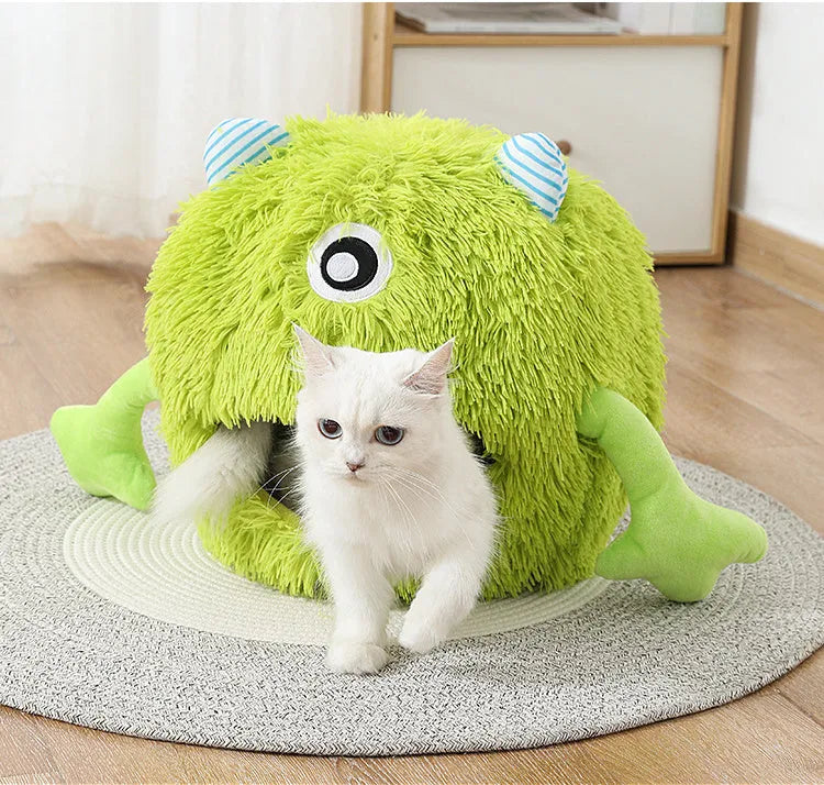 Round fluffy grey pet bed with a raised rim and non-slip base, shown with a cat curled up inside.