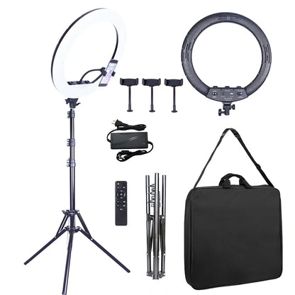 18-inch ring light with adjustable gimbal showing 45.5cm diameter illumination for photography