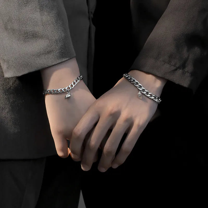 Silver magnetic couple bracelet with heart charm and NK chain, stainless steel and zinc alloy, 18cm or 20cm
