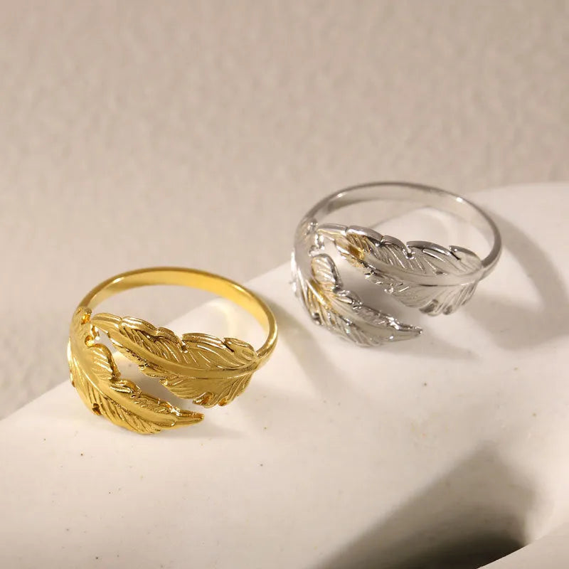 Women's adjustable stainless steel feather ring in gold or silver colour