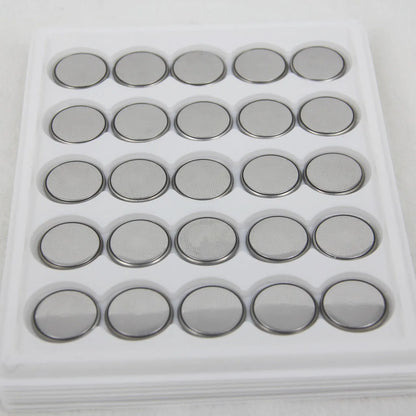 CR2032 CR2025 CR2016 3V alkaline button cell batteries showing 20mm diameter coin cells