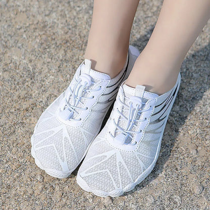 Men and women's casual sports running shoes with breathable upper and rubber sole