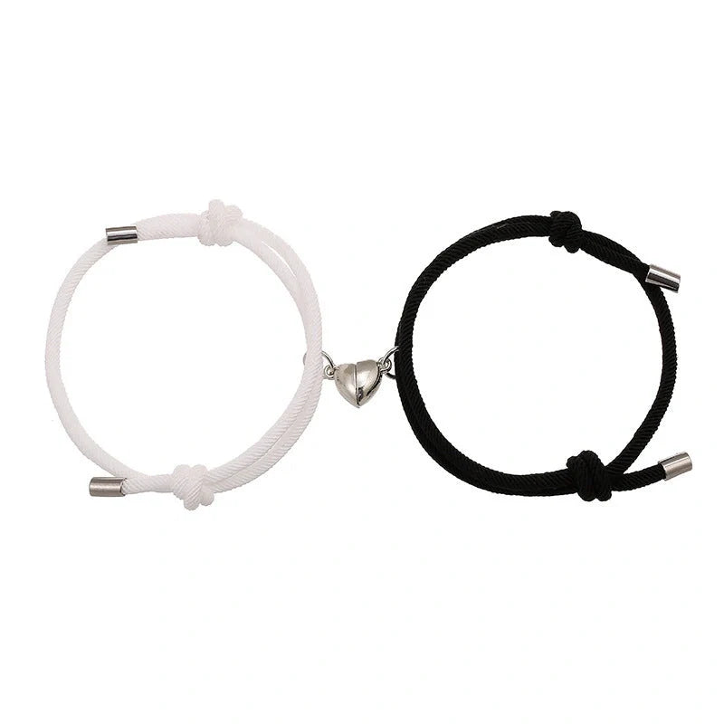 Adjustable nylon magnetic bracelet in various colors with a 3mm thick rope and magnetic closure
